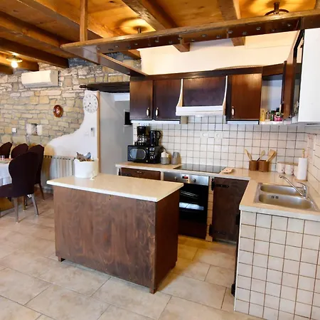 度假居 Family Friendly House With A Swimming Pool Kuberton, Istria - Sredisnja Istra - 25043 *
